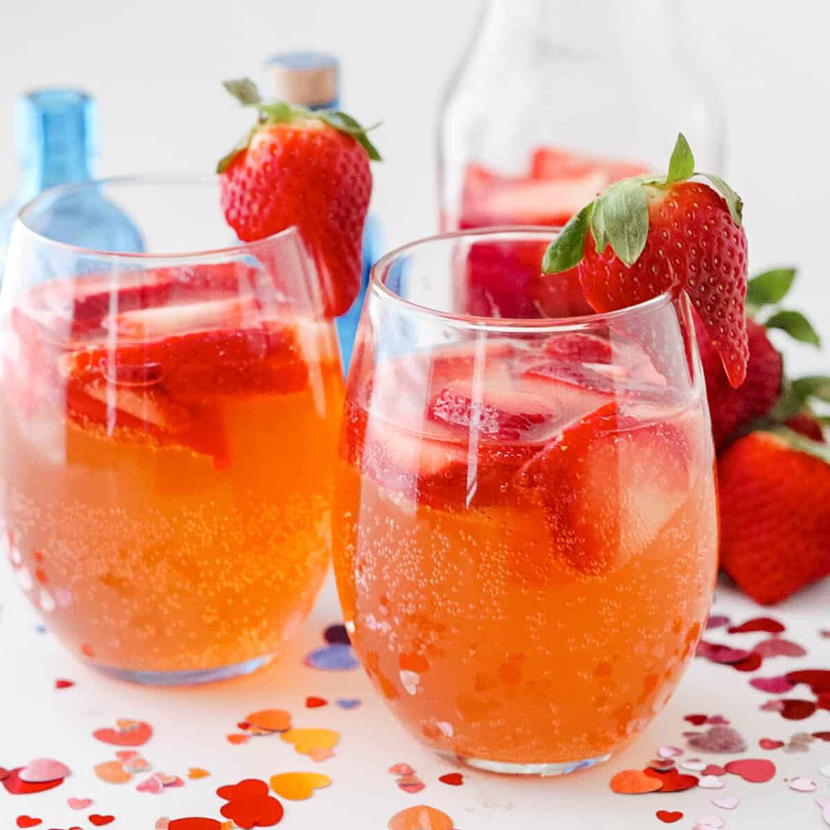 Strawberry-Gin-Fizz-2.jpg