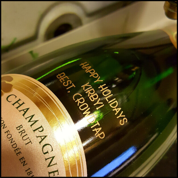 Champagne_bottle_1.png