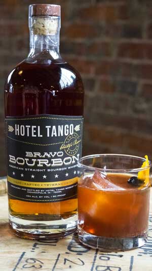 old-fashioned_hotel-tango_image