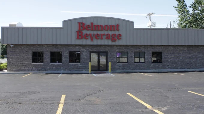 Belmont Beverage South Anthony Blvd – Fort Wayne, Indiana liquor store exterior