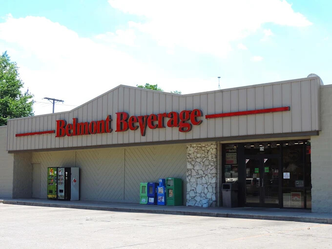 Belmont Beverage East Ewing – South Bend, Indiana liquor store exterior