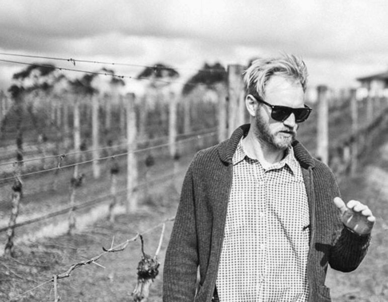 Ben-Haines-portrait-in-the-vineyard-copie-771x600_2.jpg