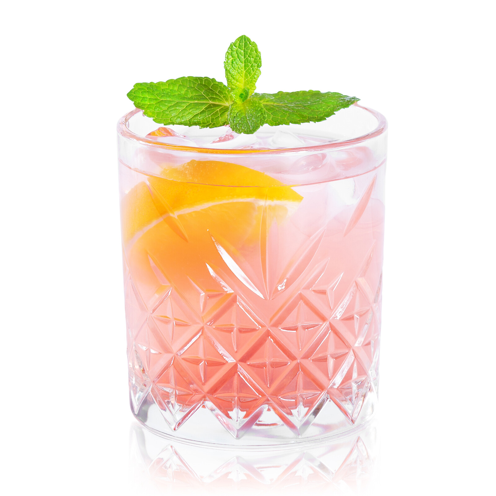 glass-cocktail-with-reflection-isolated-white.jpg