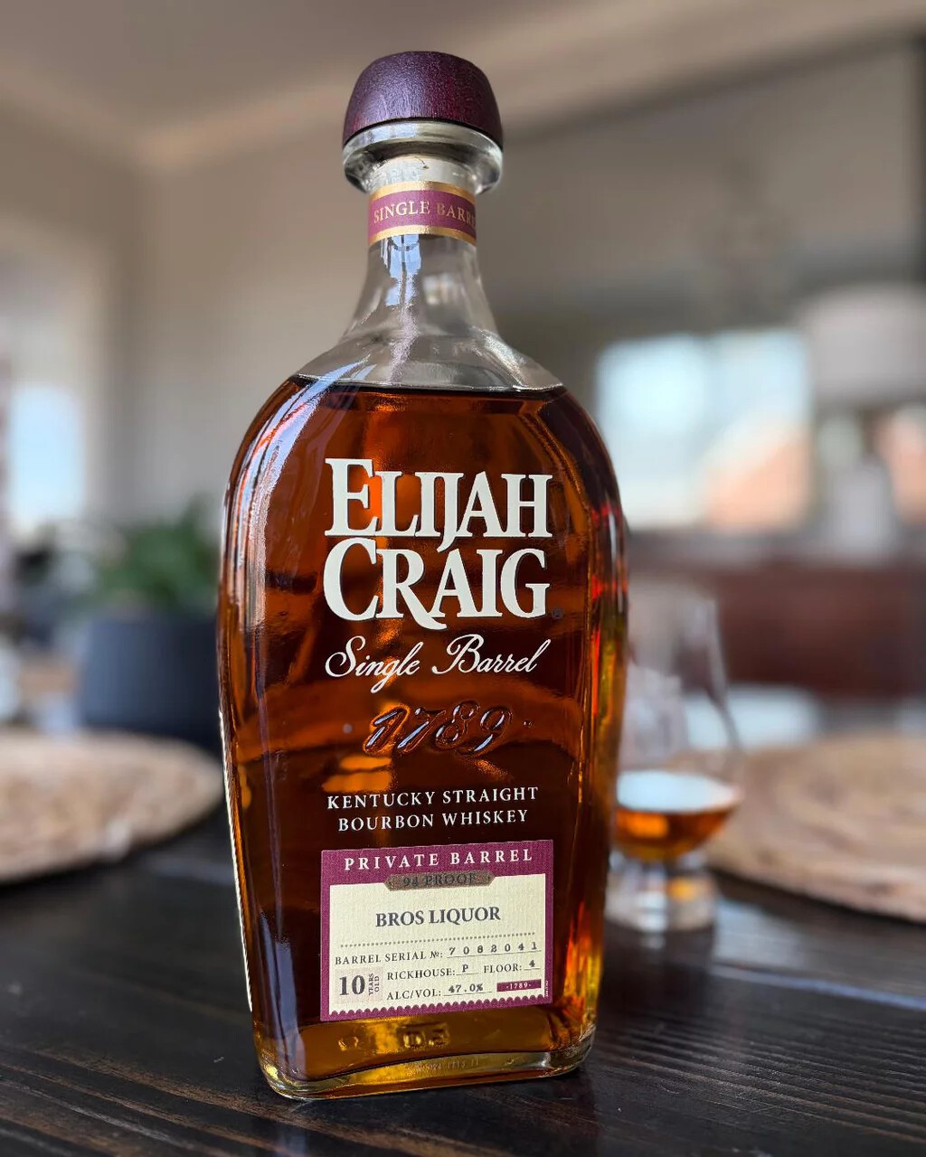 Elijah_Craig_Single_Barrel_94_Proof_Aged_10_Years.webp