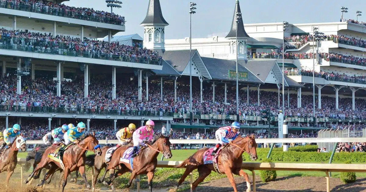 Churchill-Derby-Horses-Jockey-First-Turn-Spires_91852798b59be8b28fc00edfe4aec23a.jpg_image