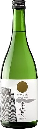 Hamakawa Shoten Brewery Bijofu Tokubetsu Junmai Sake 'The Gentleman'