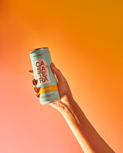 Casatera Pineapple Tequila Seltzer
