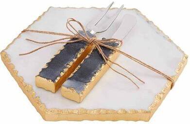 Chipped Marble Cheese Set