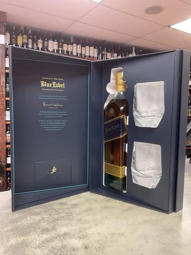 Johnnie Walker  Blue Label Scotch Whisky W/2 Glasses