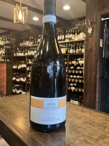 Fattoria La Rivolta Fiano Taburno
