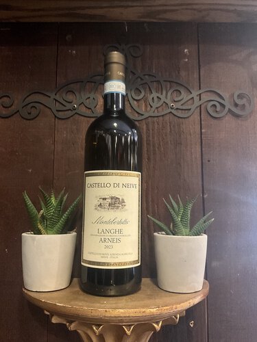 Castello Di Neive Arneis Langhe Montebertotto DOC
