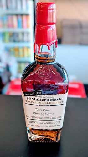 MAKER'S MARK MOORE LIQUOR