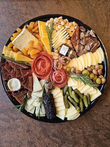 Queso Manifiesto Platter Med