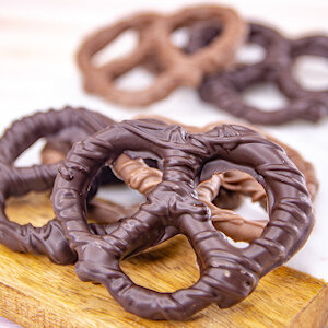 Wockenfuss Dark Pretzels
