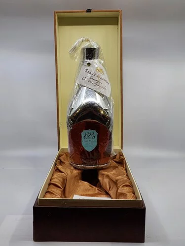 Grand Marnier Cuvee Speciale Liqueur bottles in the 1980's (700ml)