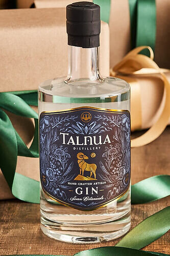 Talnua Distillery 7 Botanical Gin
