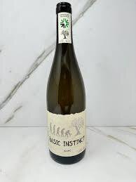 Domaine Villa Basic Instinct Blanc 2022