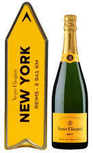 Veuve Clicquot Yellow Label Brut Champagne New York Gift Arrow