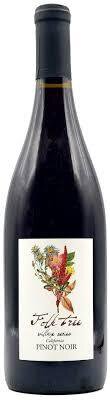 FOLK TREE VILLAGE PINOT NOIR 