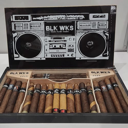 Black Works Boombox Studio Cuts Cigar