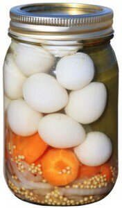 Link's Mild Pickled Quail Eggs