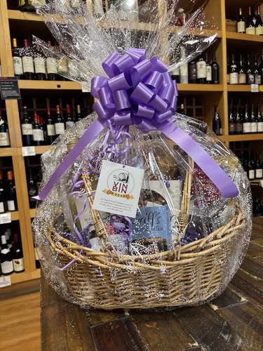 The Vin Bin Classic Gift Basket