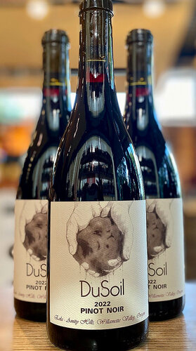 DuSoil Eola Springs Willamette Pinot Noir