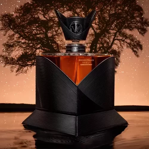 Johnnie Walker Vault Olivier Rousteing Couture Expression Winter
