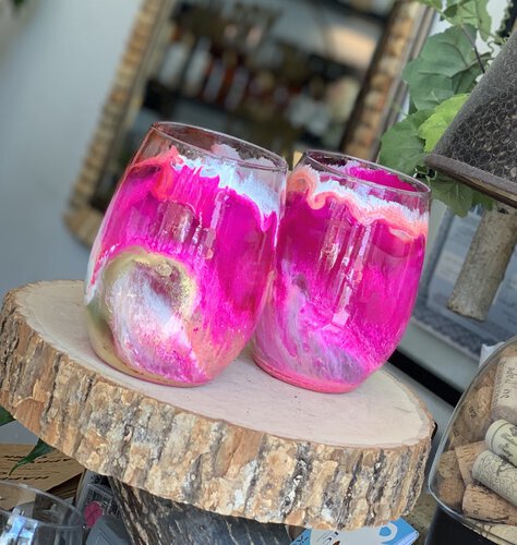 D And S Craftworks 20oz Bright Fuschia With White And Coral Hand Made Stemless Wine Glass Set Of 2