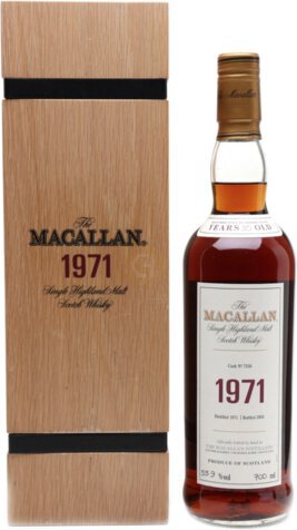The Macallan 1971 Mahogony Coloured Fine & Rare Whisky - 750ml