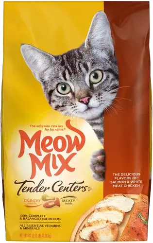 Meow Mix Tender Centers Salmon & White Meat Chicken Flavors Dry Cat Food, 3-Pound Bag