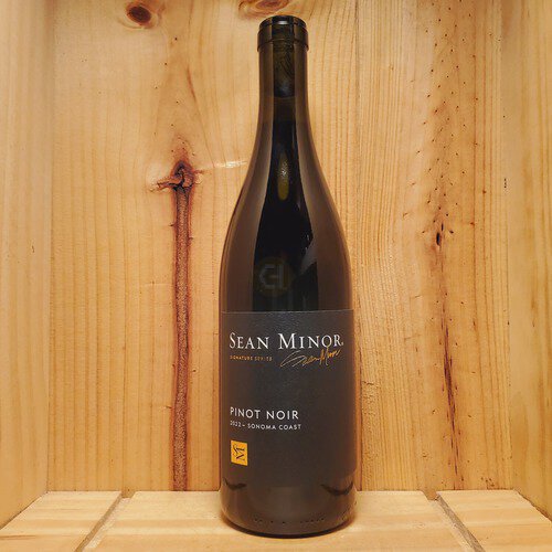 Sean Minor Pinot Noir Signature Series 2022