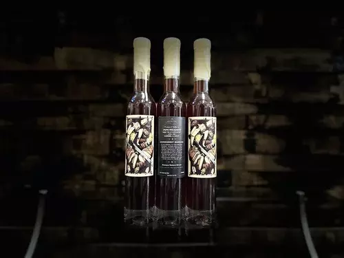 Pips Meadery Banana Walnut Bread Banana Mead with Maple Syrup and Walnuts