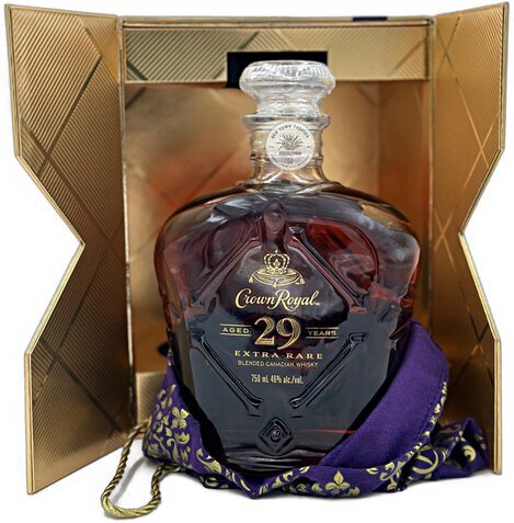 Crown Royal Aged Years Extra Rare Fine Blended Canadian Whisky