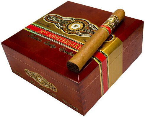 Perdomo 20th Anniversary Maduro 756 Churchill Single Stick
