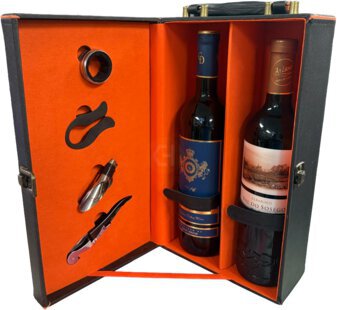 Wine Gift Box w/ Accessories  2 bottles Red/Black