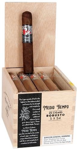 La Gloria Cubana Medio Tempo Robusto